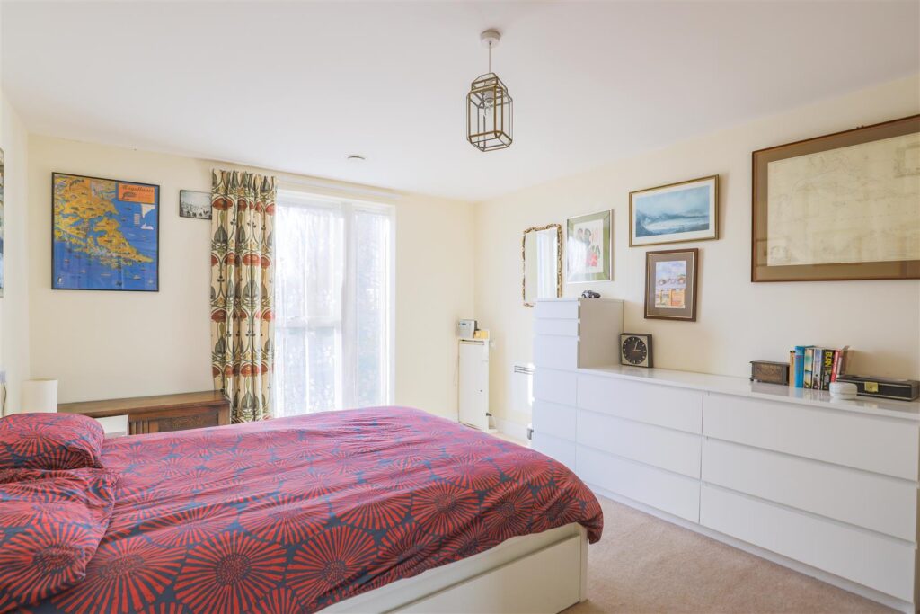 Glenhills Court, Little Glen Road, Glen Parva, Leicester