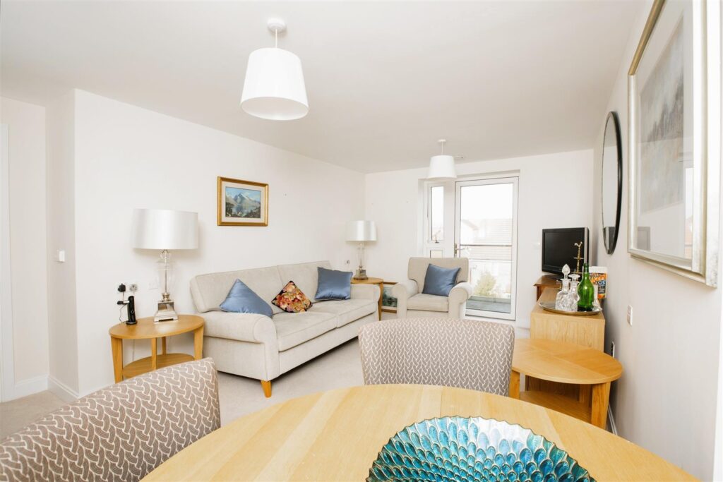 WIlliams Place, 170 Greenwood Way, Didcot OX11 6GY