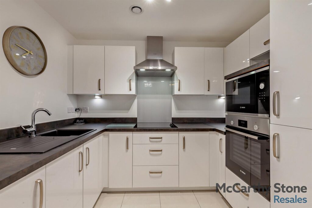 Miami House, Princes Road, Chelmsford, Essex, CM2 9GE
