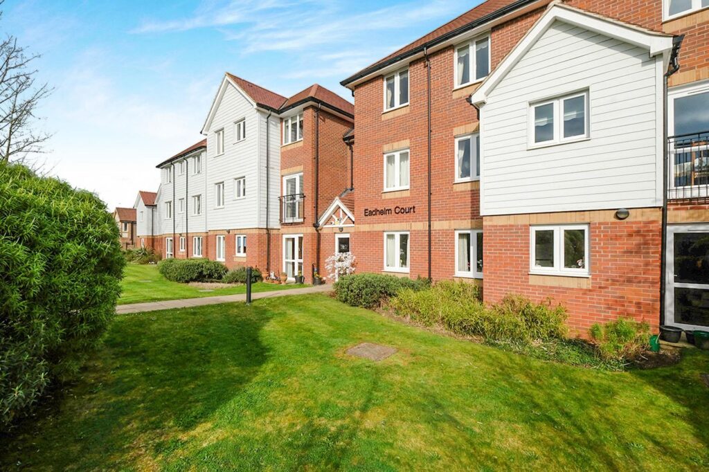 Eadhelm Court, Penlee Close, Edenbridge, Kent TN8 5FP