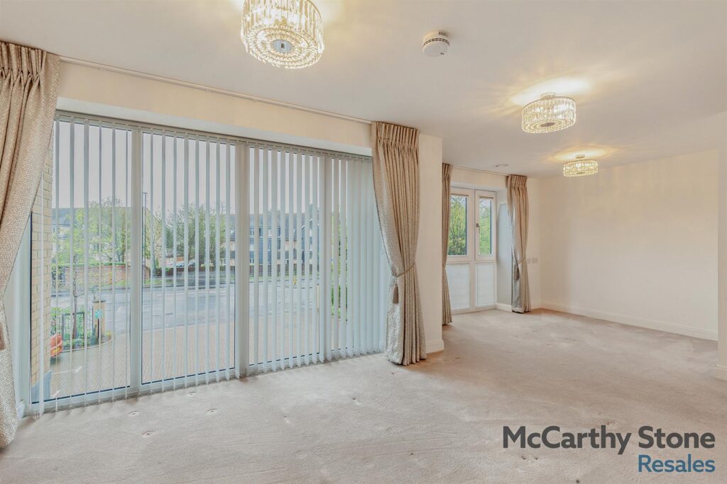 Miami House, Princes Road, Chelmsford, Essex, CM2 9GE