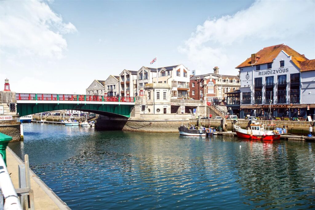 Harbour Lights, North Quay, Weymouth