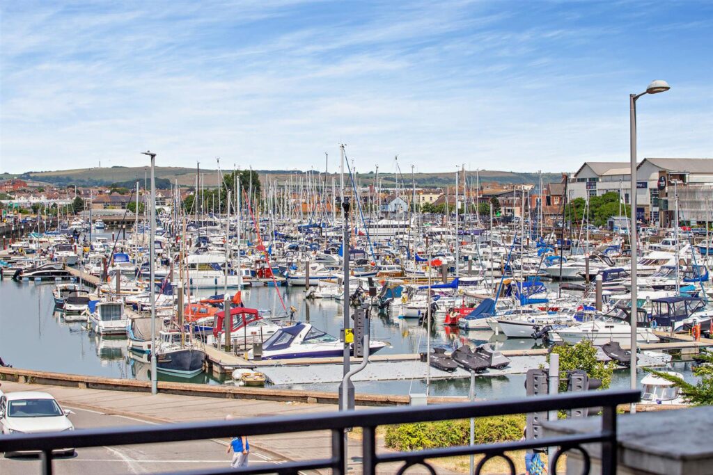 Harbour Lights, North Quay, Weymouth
