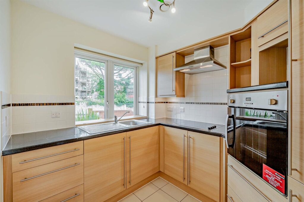 Roswell Court, Douglas Avenue, Exmouth