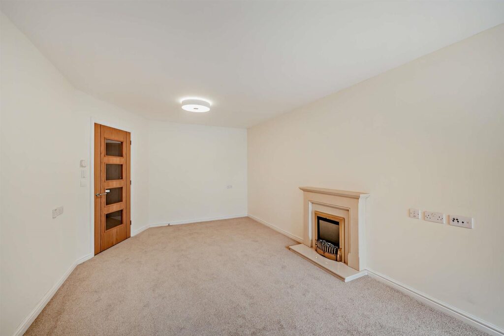 Roswell Court, Douglas Avenue, Exmouth