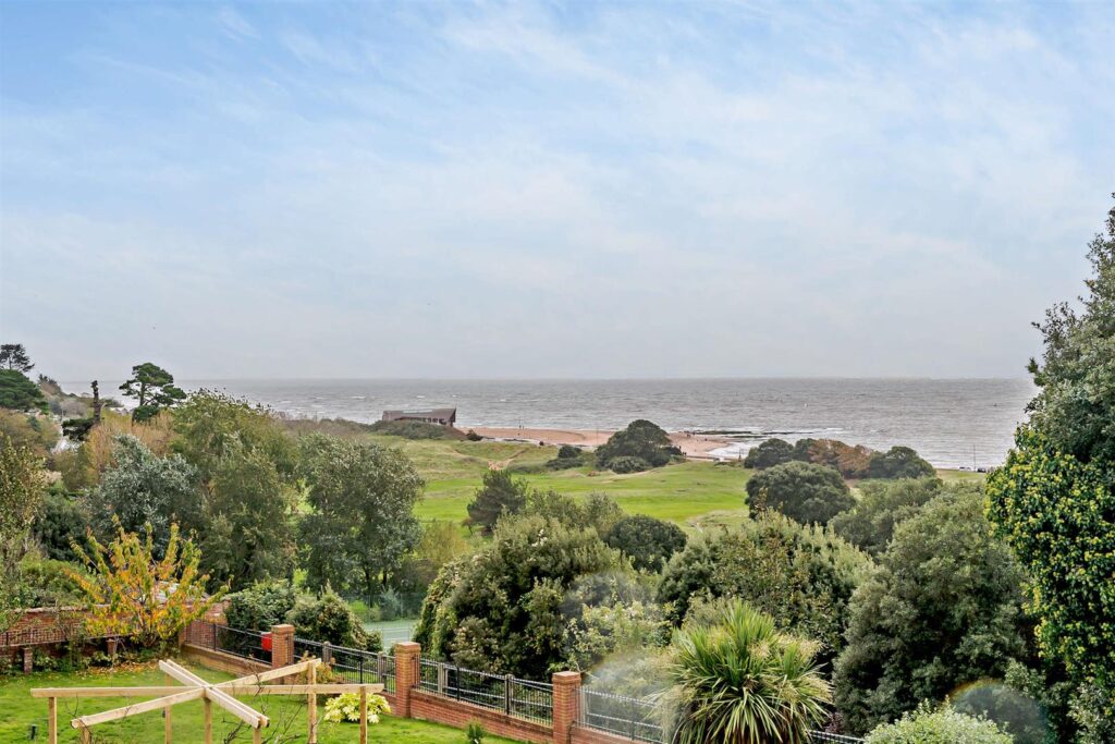 Roswell Court, Douglas Avenue, Exmouth