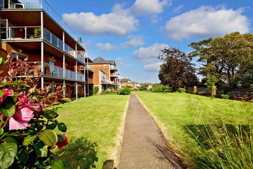 Roswell Court, Douglas Avenue, Exmouth