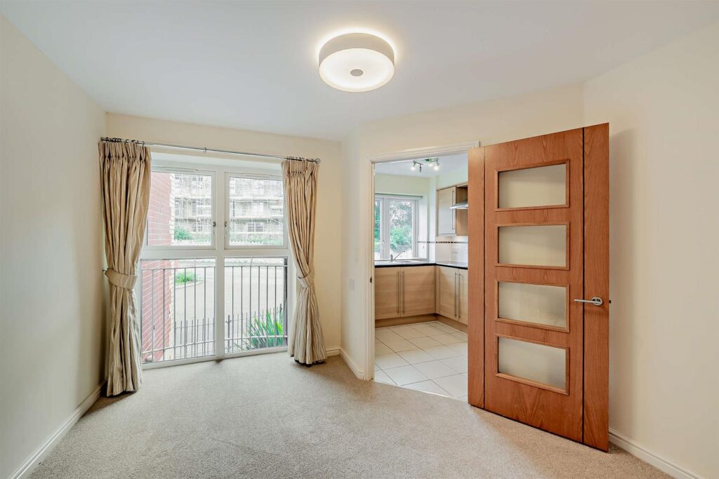 Roswell Court, Douglas Avenue, Exmouth