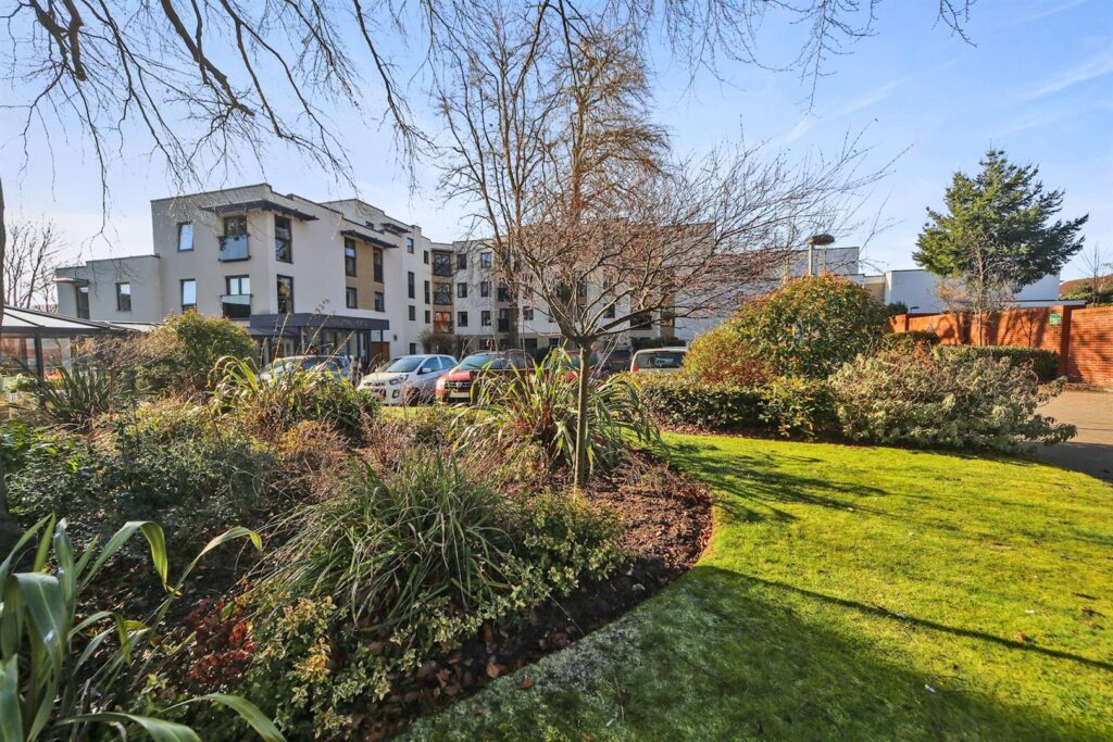 Wilton Court, Southbank Road, Kenilworth, CV8 1RX