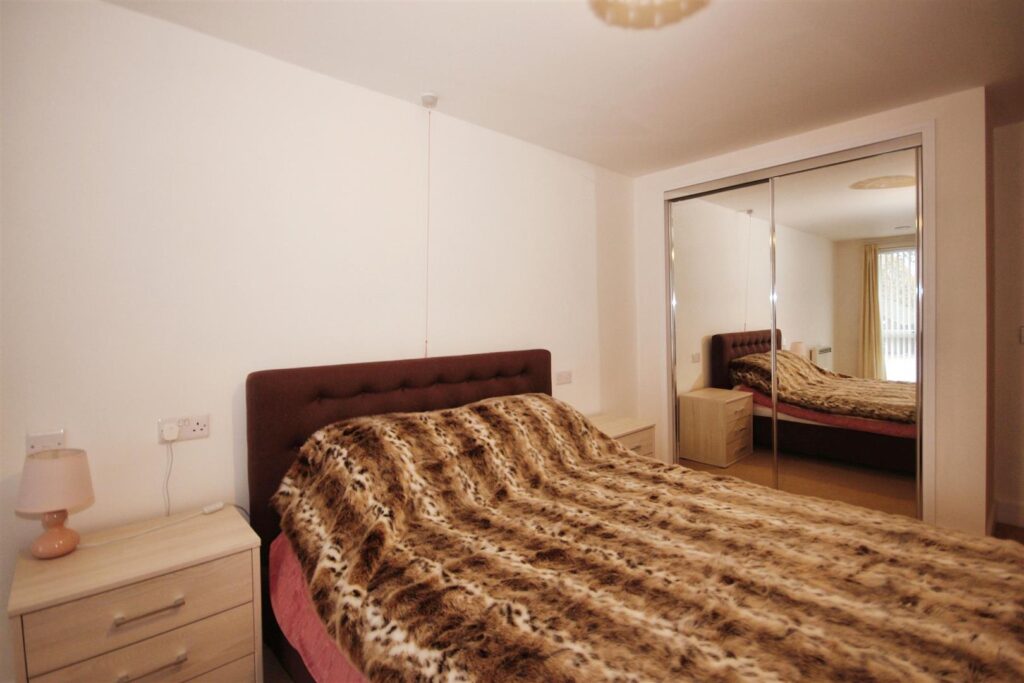 Wilton Court, Southbank Road, Kenilworth, CV8 1RX