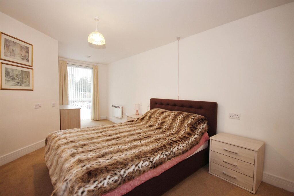 Wilton Court, Southbank Road, Kenilworth, CV8 1RX