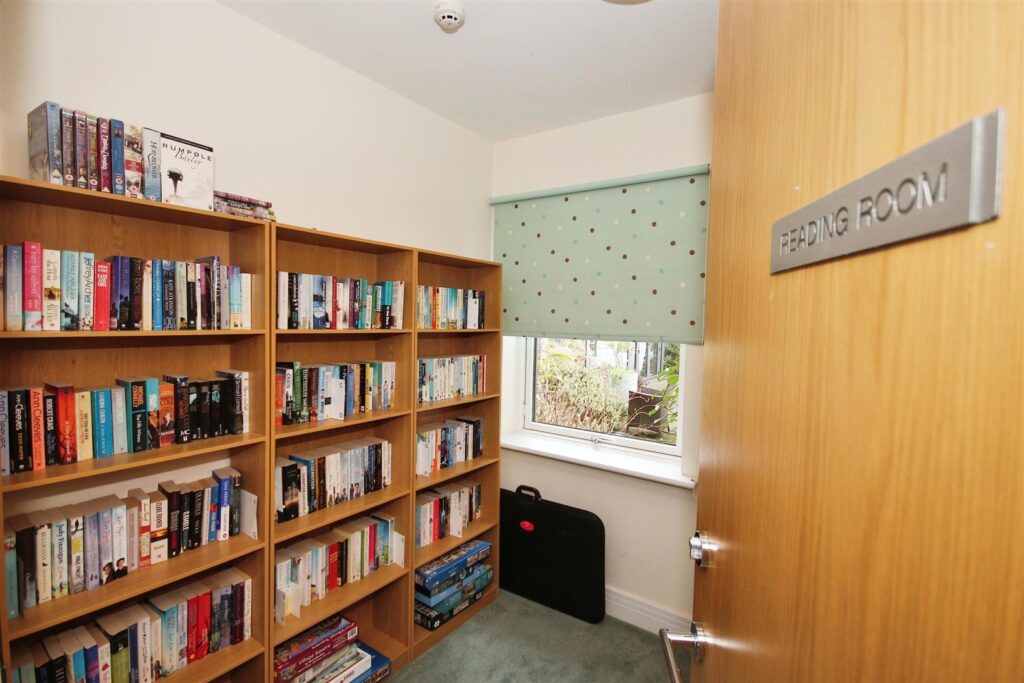 Wilton Court, Southbank Road, Kenilworth, CV8 1RX