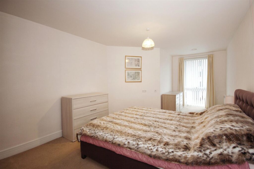 Wilton Court, Southbank Road, Kenilworth, CV8 1RX