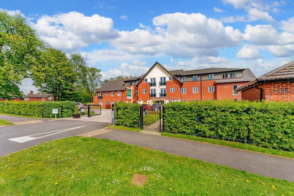 Oak Grange, Bradburns Lane, Hartford