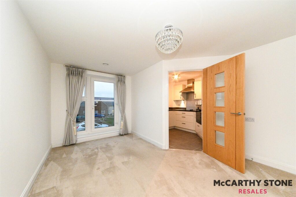 38 Eastland Grange, 16 Valentine Road, Hunstanton, PE36 5FA