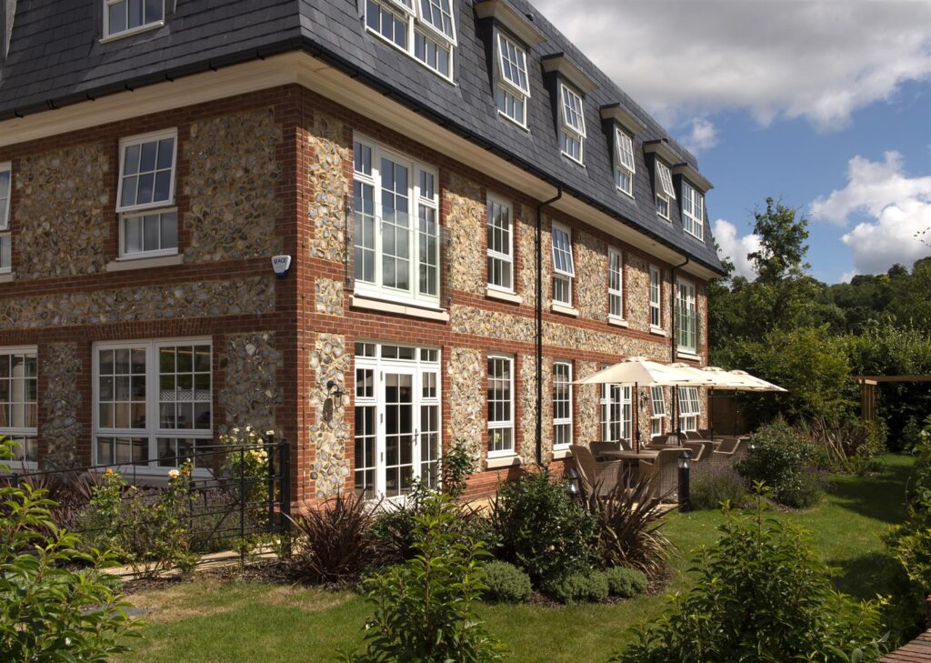 The Cloisters, High Street, Great Missenden, HP16 0AA