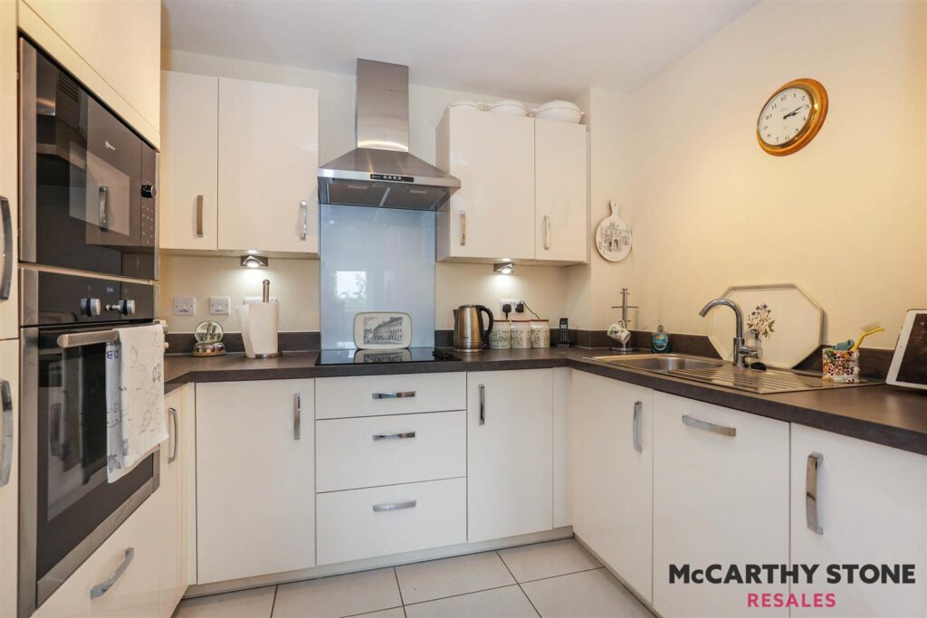 Harvard Place, Stratford-Upon-Avon, Warwickshire CV37 8GA
