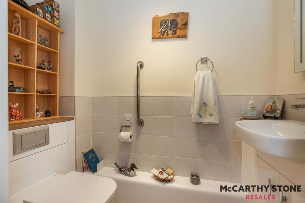 Harvard Place, Stratford-Upon-Avon, Warwickshire CV37 8GA