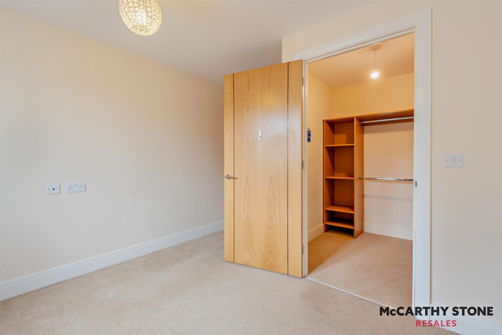 Handford Road, Ipswich, Suffolk, IP1 2GD