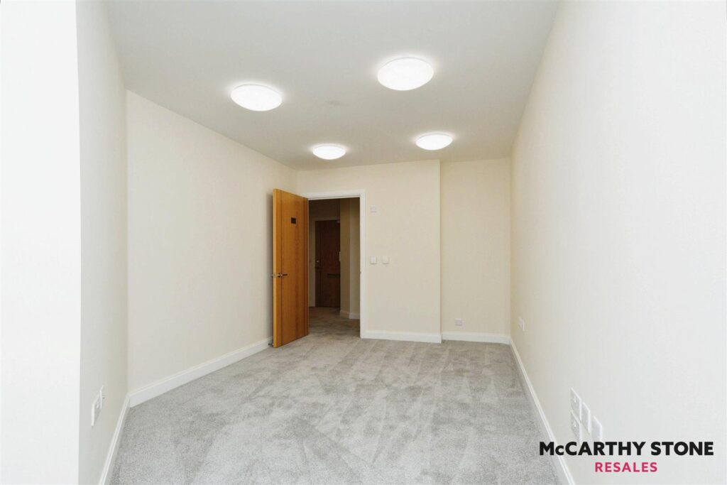 Bath Gate Place, Hammond Way, Cirencester