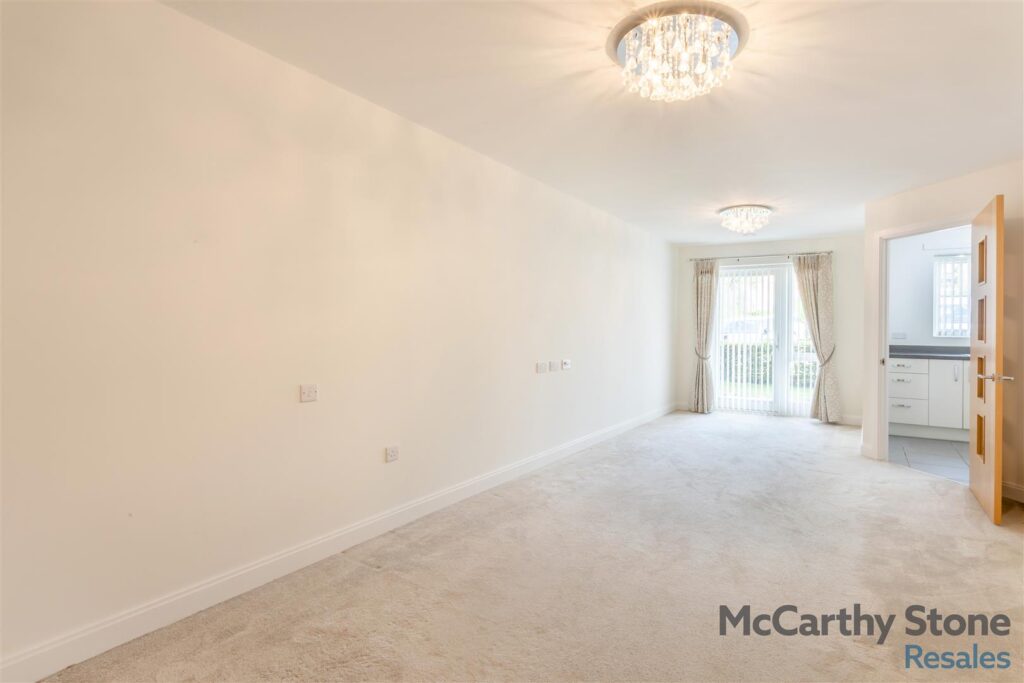 Roslyn Court, Lisle Lane, Ely, Cambridgeshire, CB7 4FA