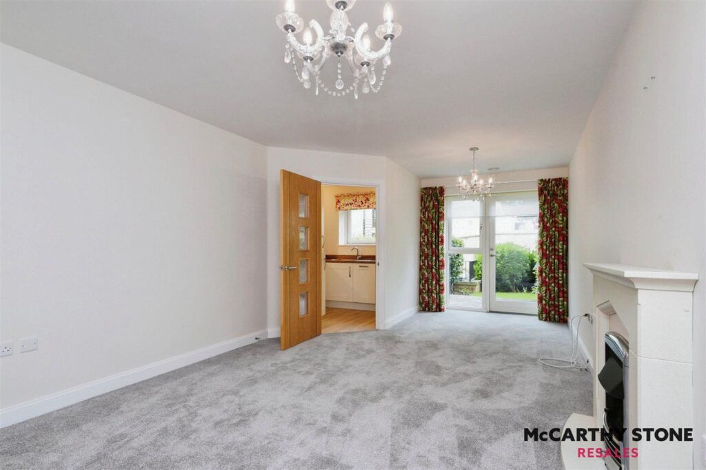 Bath Gate Place, Hammond Way, Cirencester