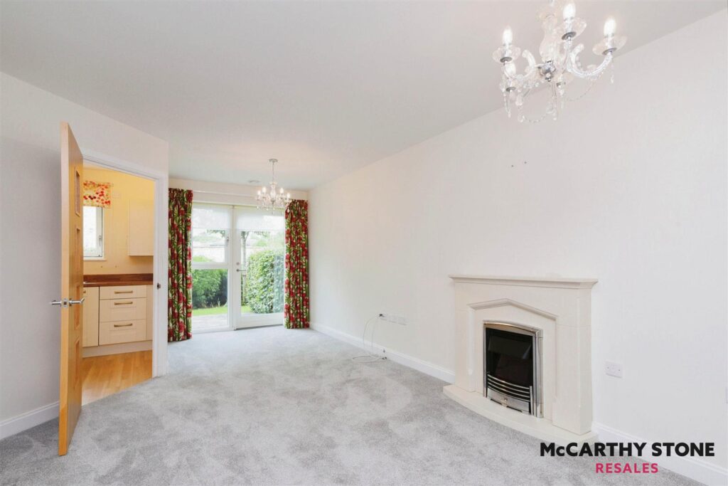 Bath Gate Place, Hammond Way, Cirencester