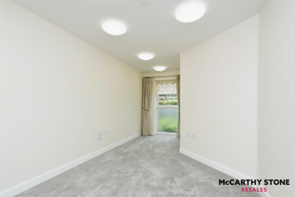 Bath Gate Place, Hammond Way, Cirencester