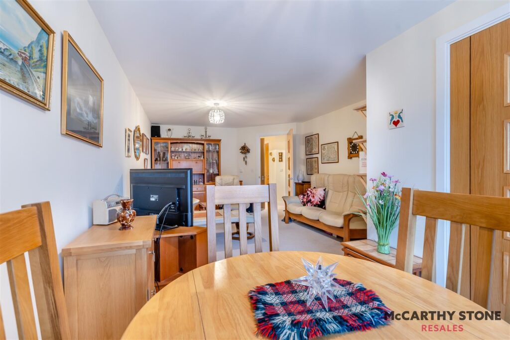Fern Court, Gower Road, Sketty, Swansea, West Glamorgan, SA2 9BH