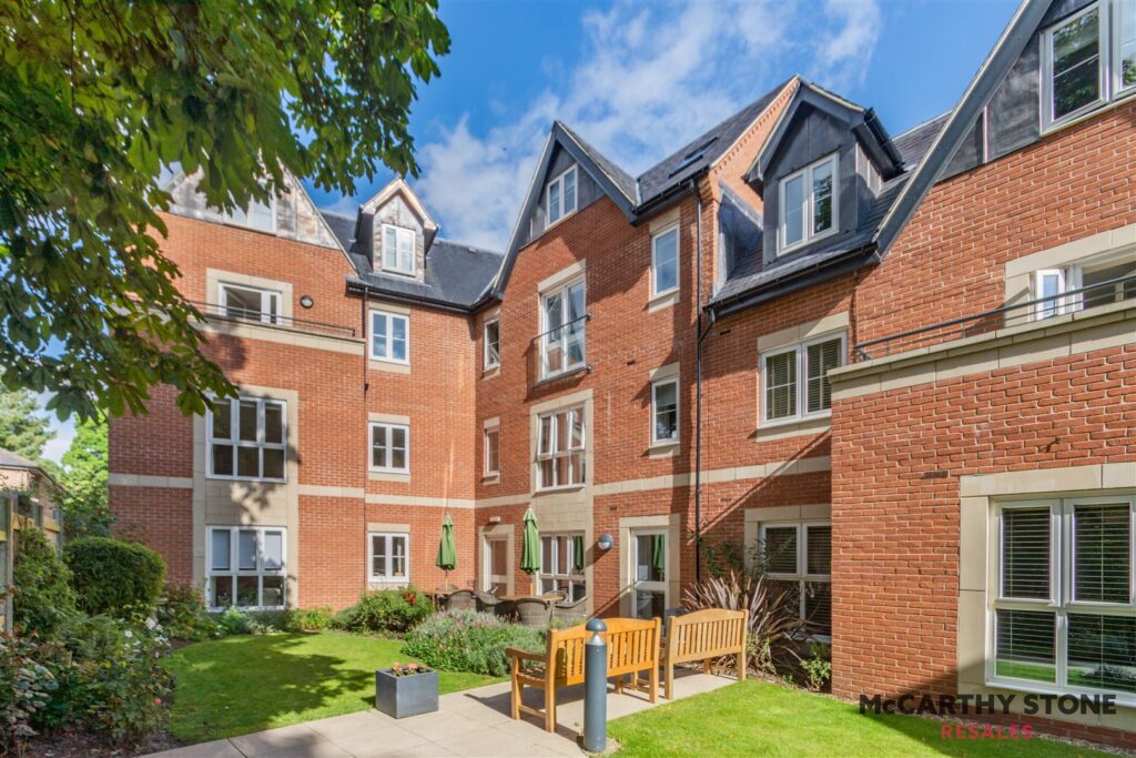 Dawson Grange, North Street, Ripon, HG4 1JZ