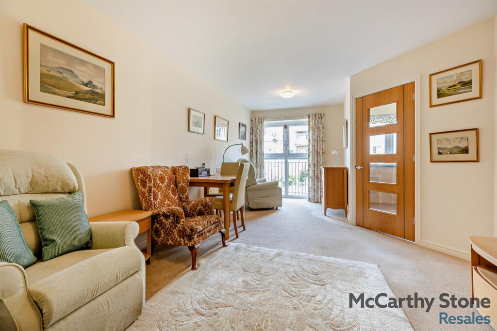Roswell Court, Douglas Avenue, Exmouth