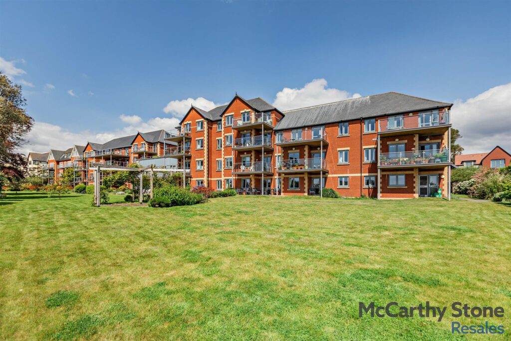 Roswell Court, Douglas Avenue, Exmouth
