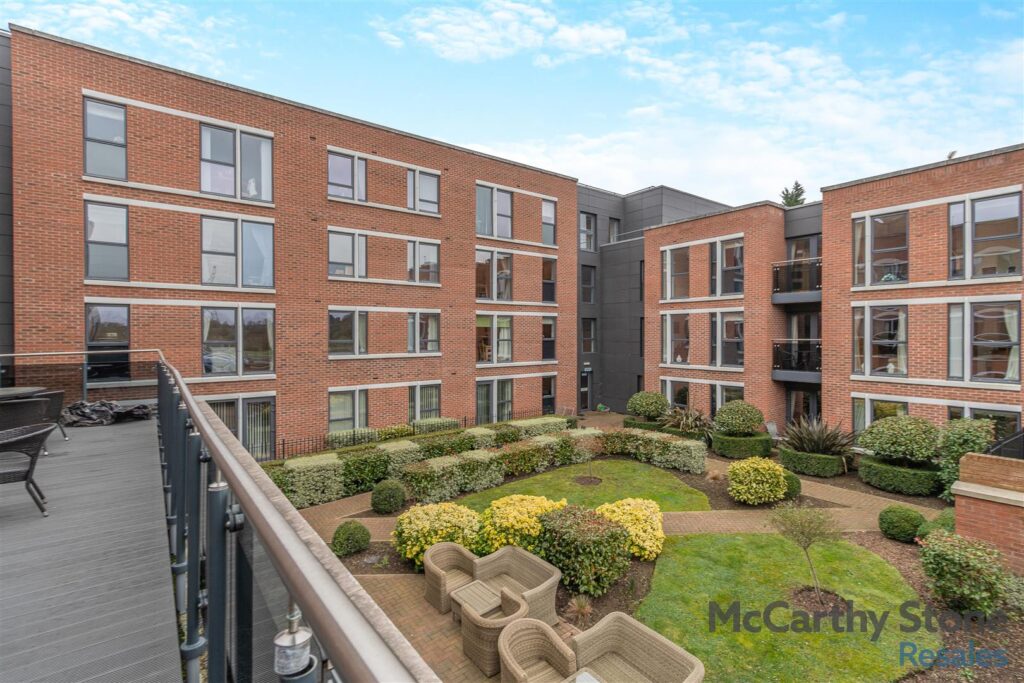Glenhills Court, Little Glen Road, Glen Parva, Leicester