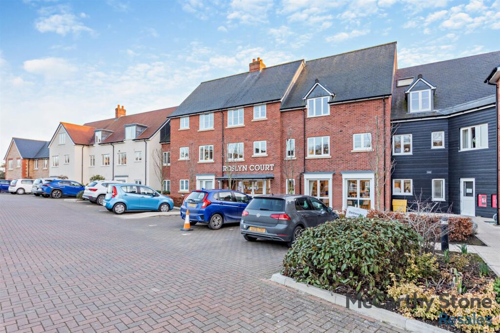 Roslyn Court, Lisle Lane, Ely