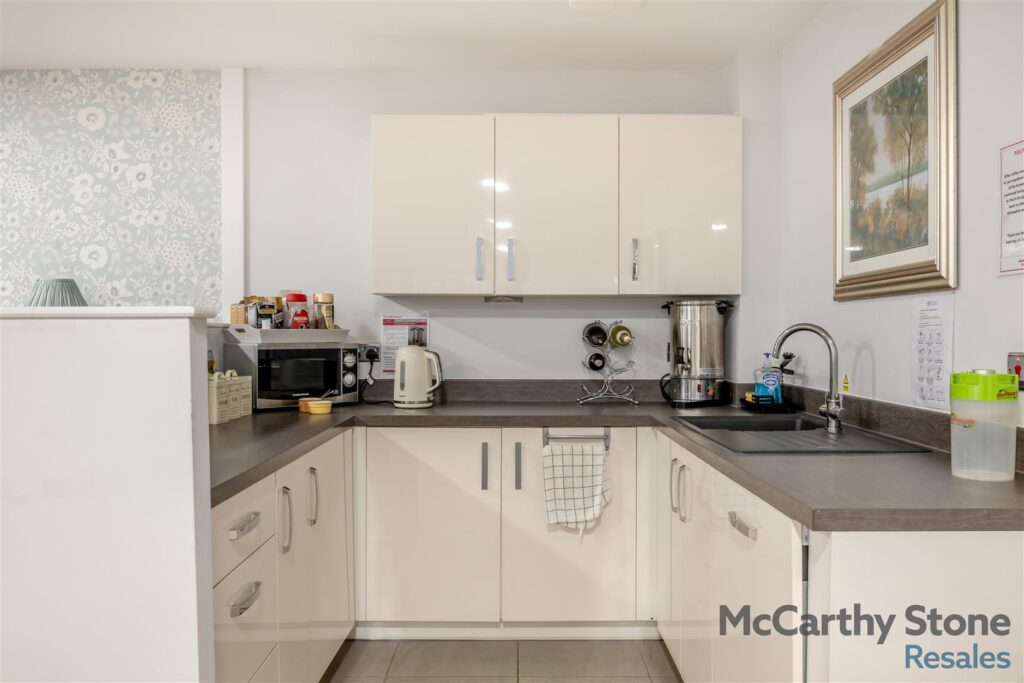 Louis Arthur Court, 27-31 New Road, North Walsham, Norfolk, NR28 9FJ