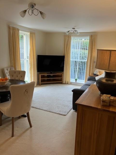 38 Cartwright Court, 2 Victoria Road, Malvern, Worcestershire, WR14 2GE
