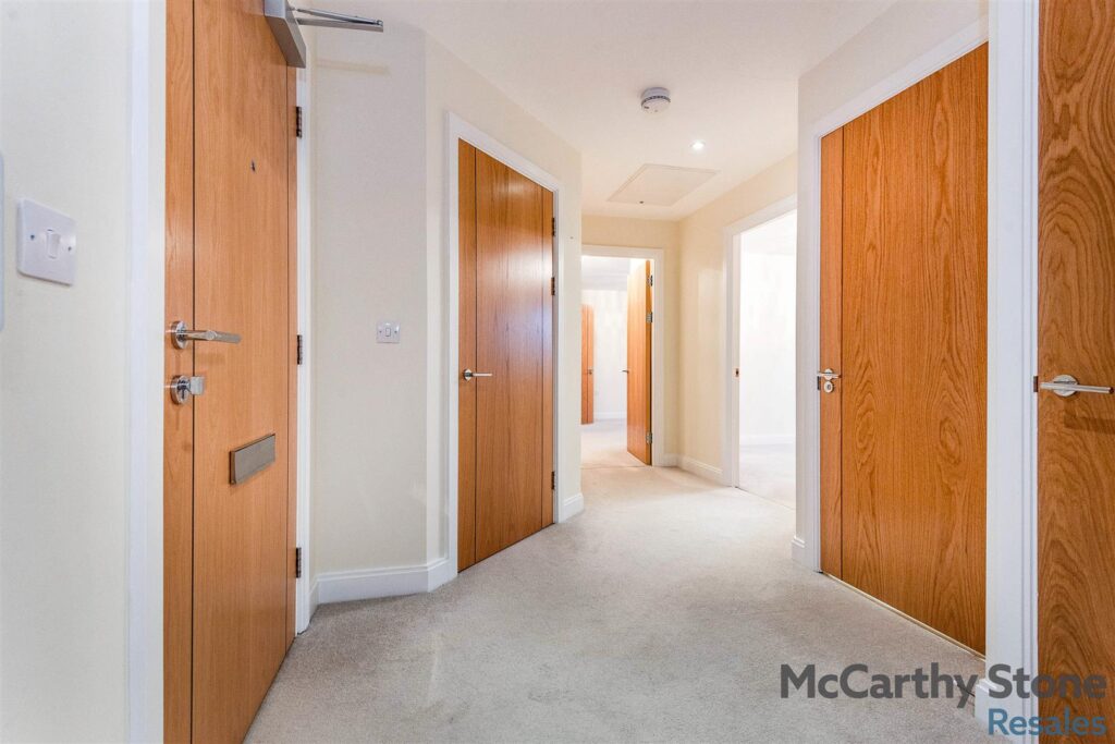Parkland Place, Shortmead Street, Biggleswade, Bedfordshire, SG18 0RE