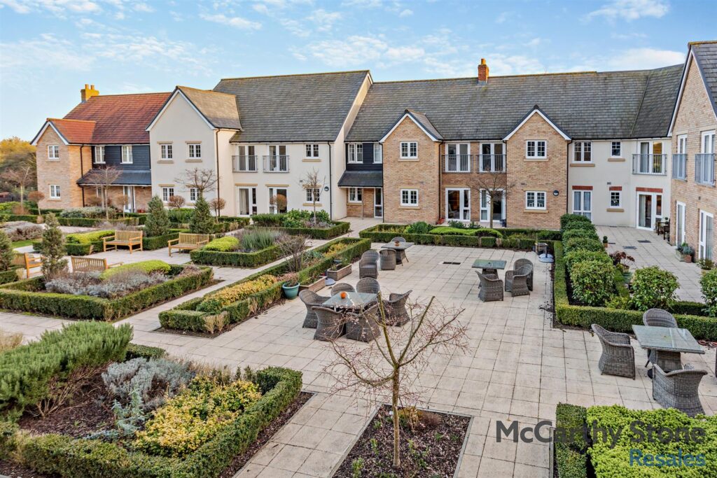 Roslyn Court, Lisle Lane, Ely