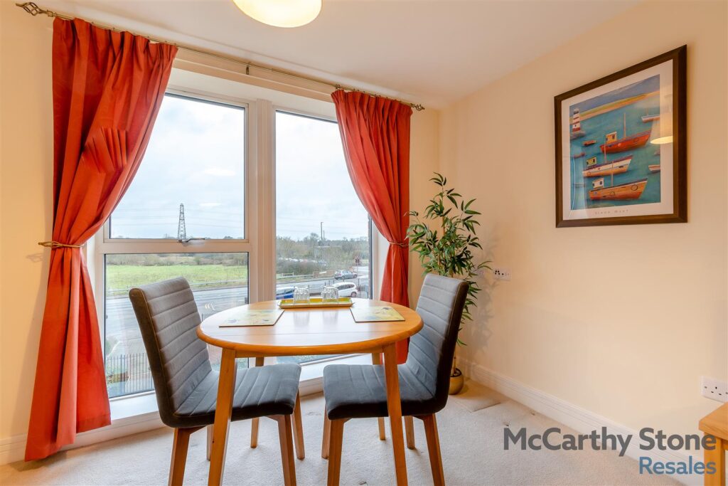 Glenhills Court, Little Glen Road, Glen Parva, Leicester