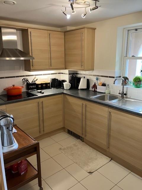 38 Cartwright Court, 2 Victoria Road, Malvern, Worcestershire, WR14 2GE