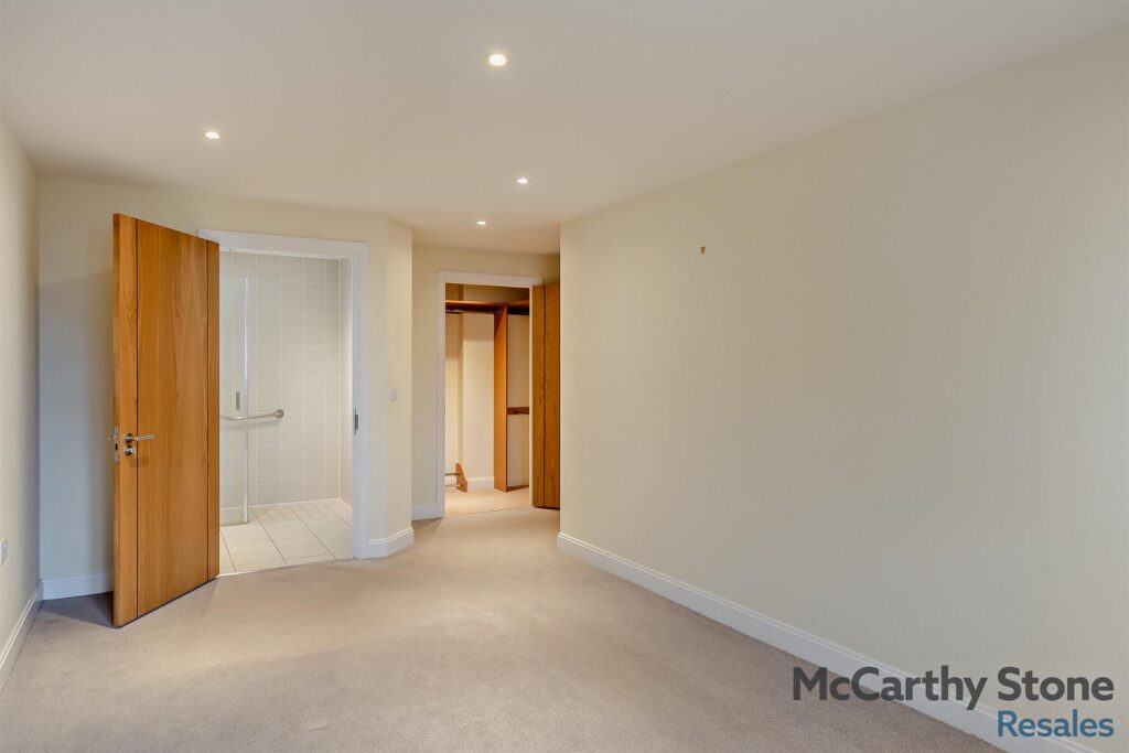 Squire Court, Raleigh Mead, South Molton Devon