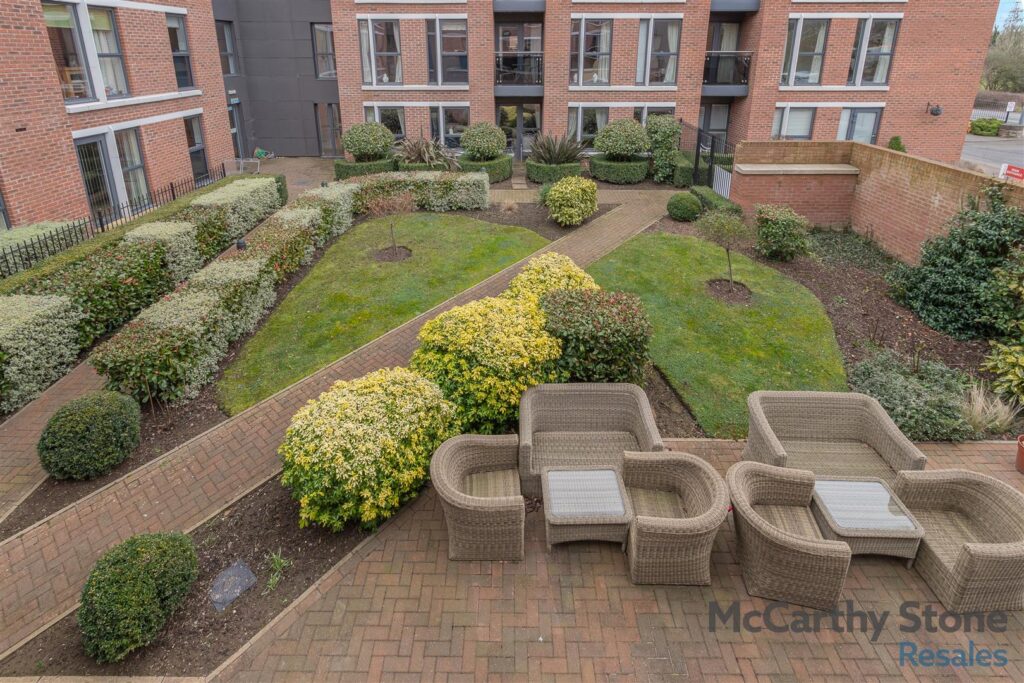 Glenhills Court, Little Glen Road, Glen Parva, Leicester