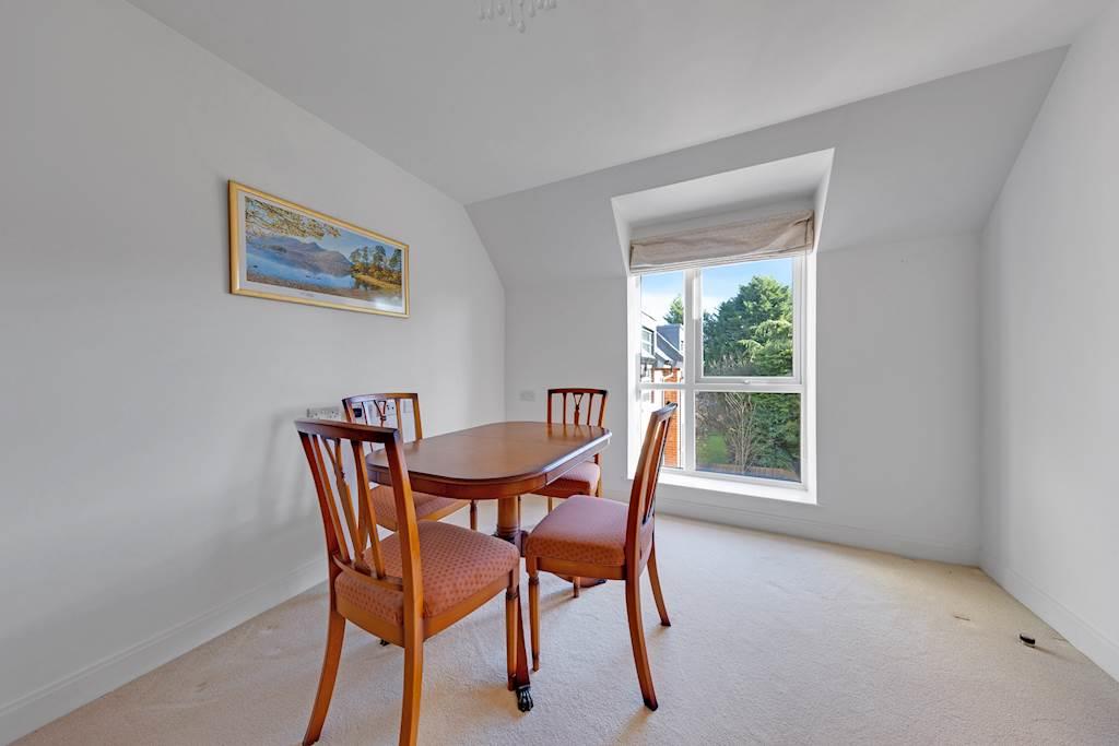 Birch Place, Dukes Ride, Crowthorne, RG45 6GT