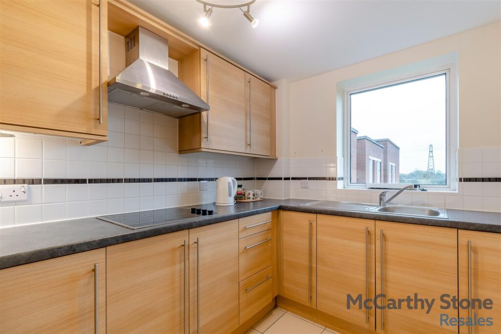 Glenhills Court, Little Glen Road, Glen Parva, Leicester