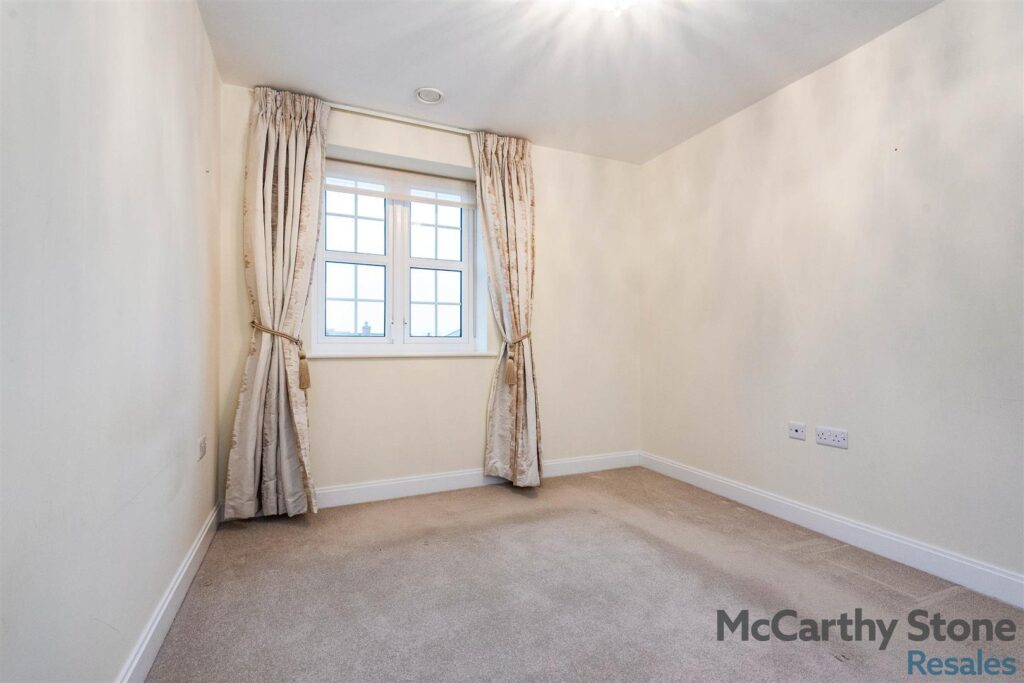 Parkland Place, Shortmead Street, Biggleswade, Bedfordshire, SG18 0RE