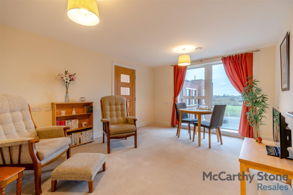 Glenhills Court, Little Glen Road, Glen Parva, Leicester