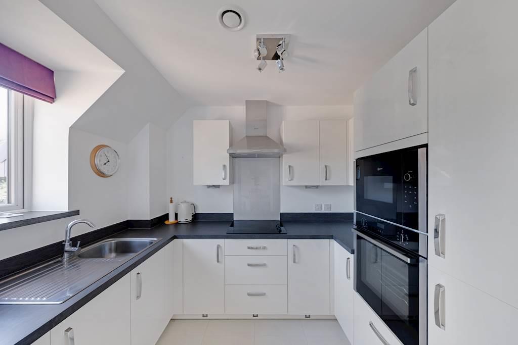 Birch Place, Dukes Ride, Crowthorne, RG45 6GT