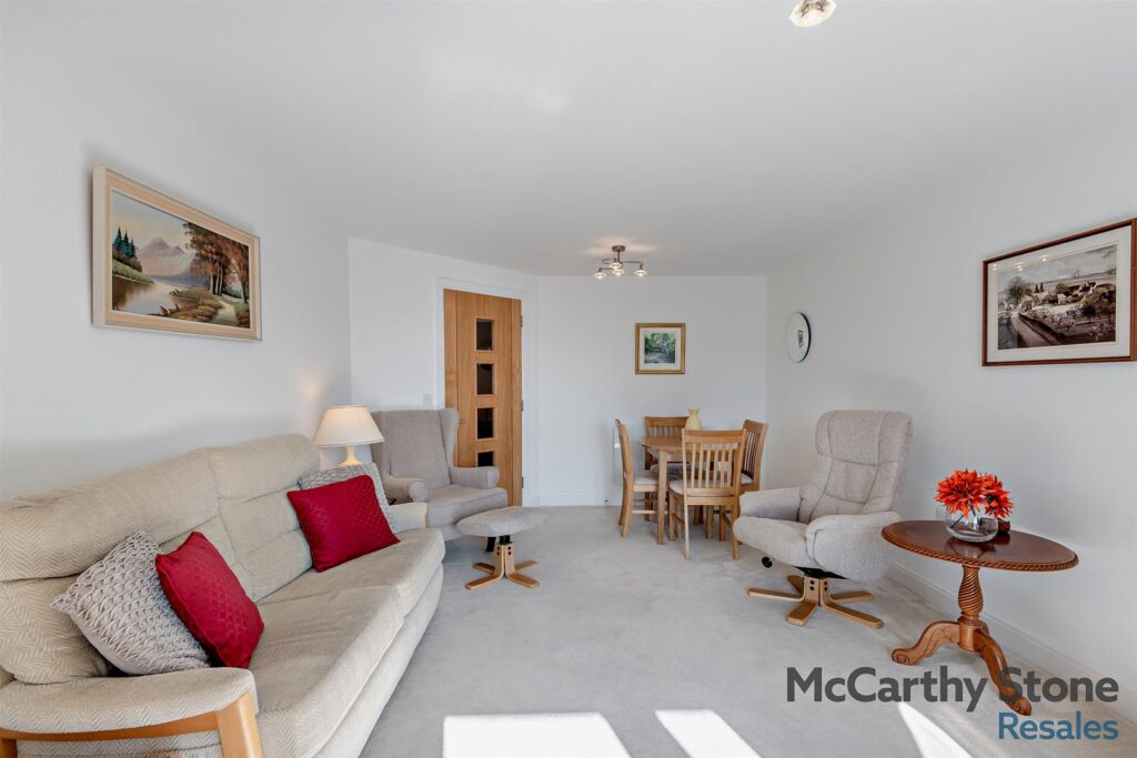Oak Tree Court, Smallhythe Road, Tenterden