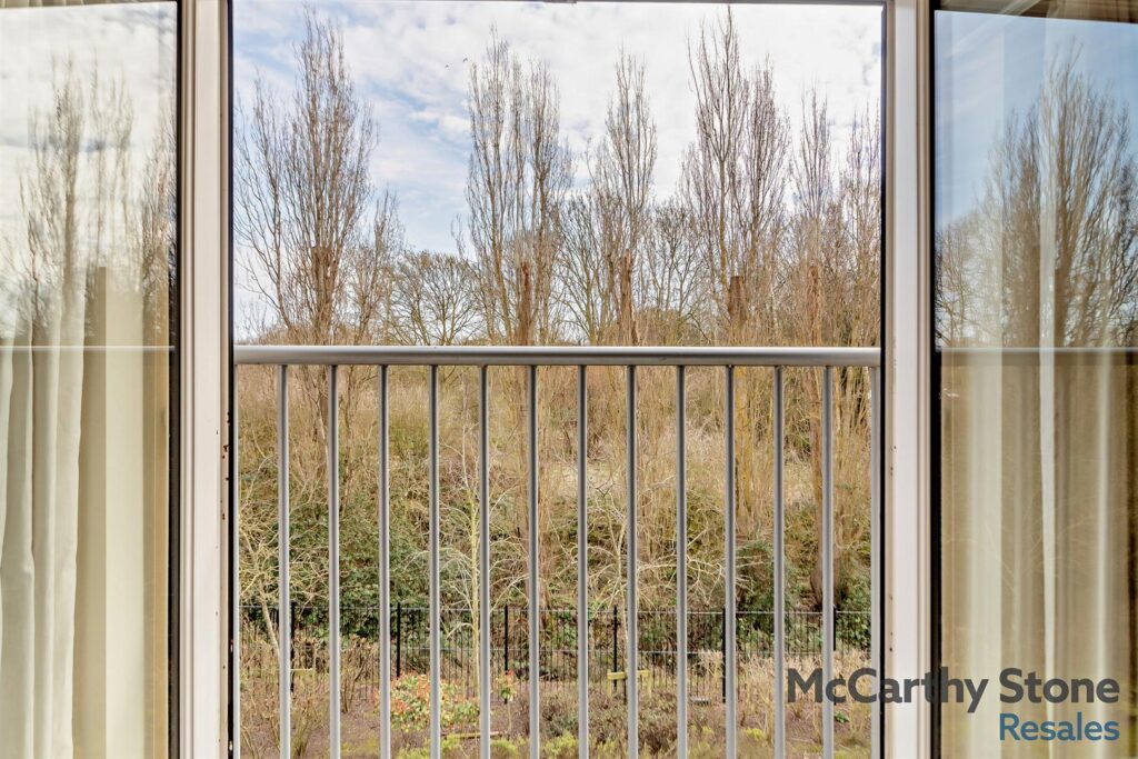 Roslyn Court, Lisle Lane, Ely, Cambridgeshire, CB7 4FA