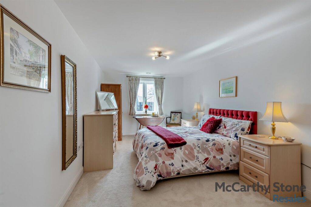 Oak Tree Court, Smallhythe Road, Tenterden
